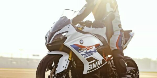 BMW G310 RR